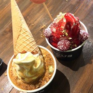 Meet your Posher, Jenny